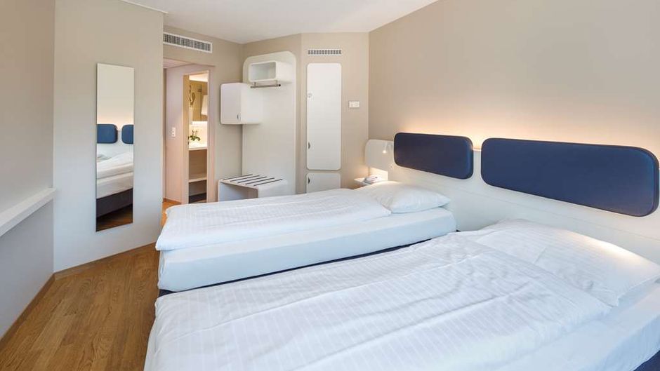 Hotel Welcome Inn Room