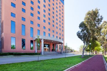 Best Western Plus Nuevo Laredo Inn/Stes