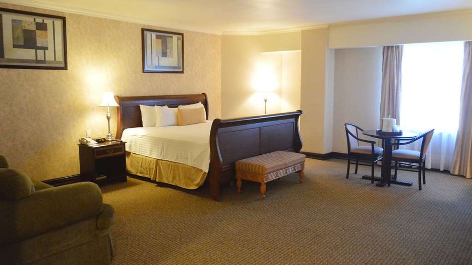 Best Western Plus Nuevo Laredo Inn/Stes Suite
