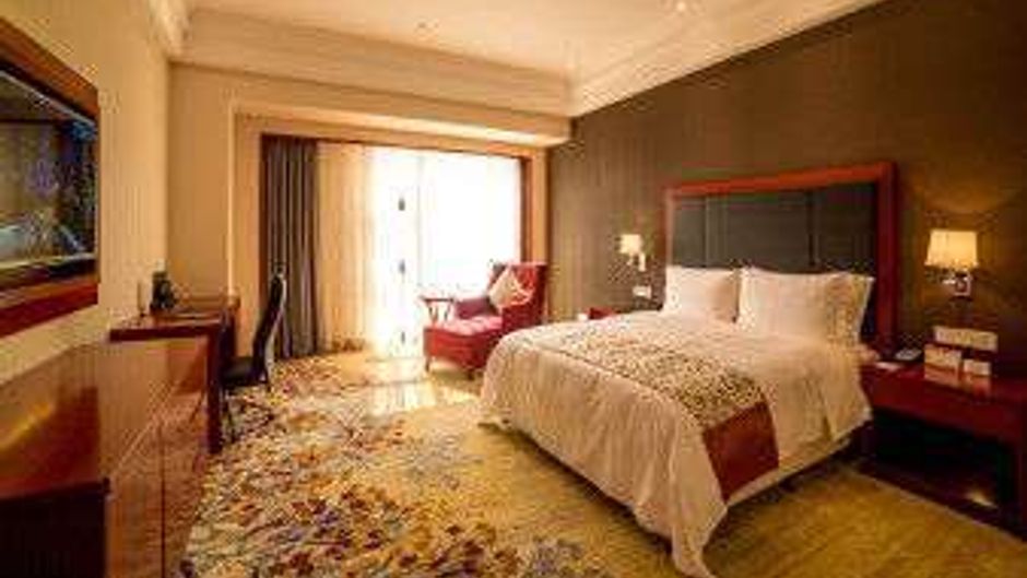 Ramada Plaza Chibi Room