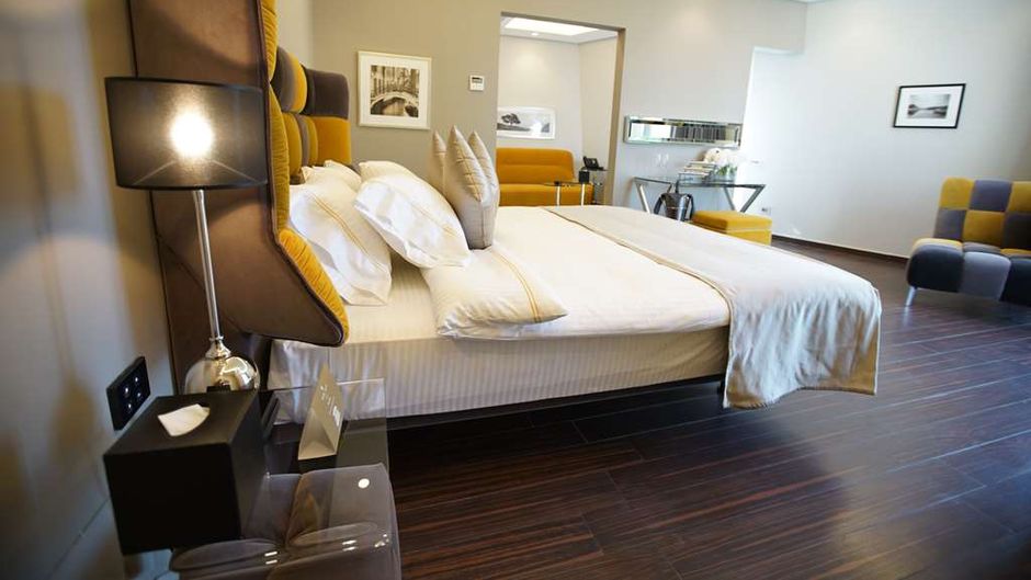 Golden Tulip Achrafieh Suite