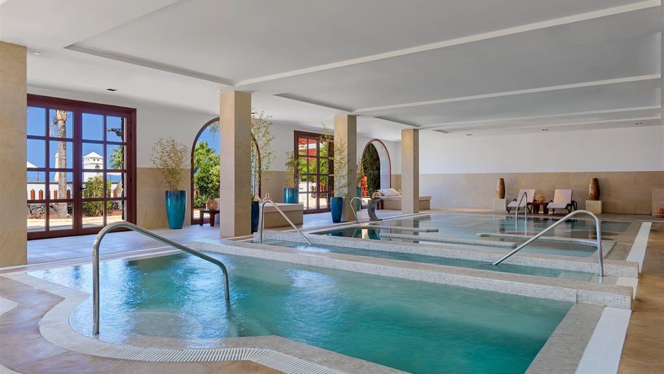 Melia Hacienda del Conde Pool
