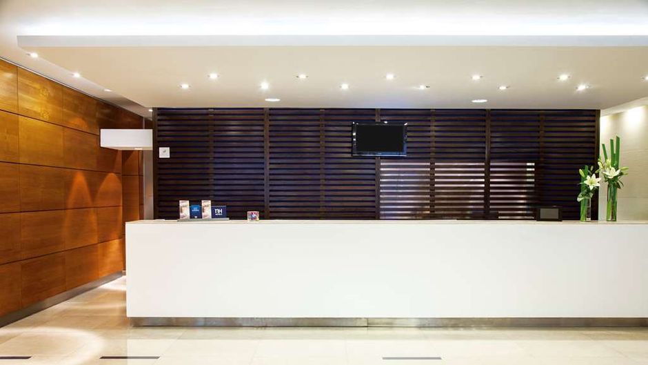NH Buenos Aires Florida Lobby