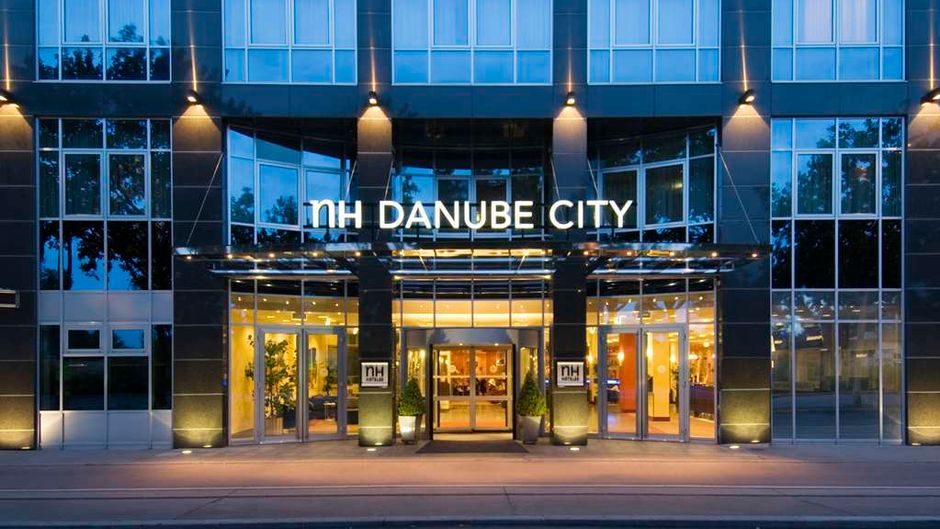 NH Danube City Exterior