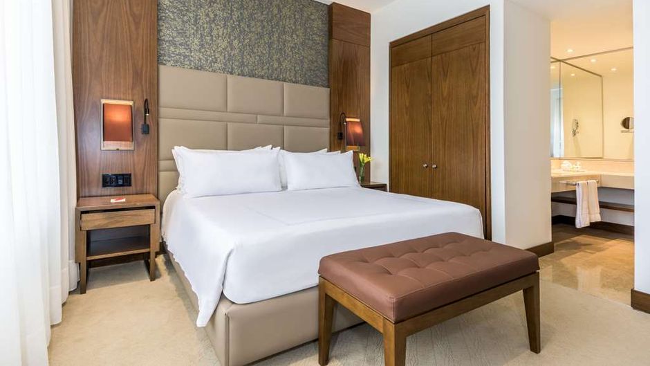 NH Collection Bogota Teleport Royal Suite