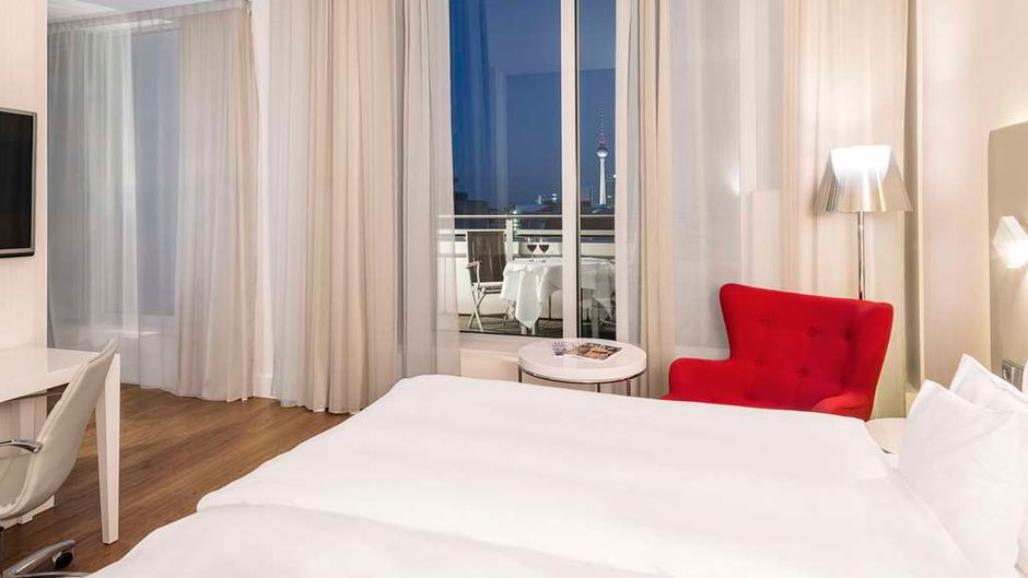 NH Collection Berlin Mitte Friedrichstra Room