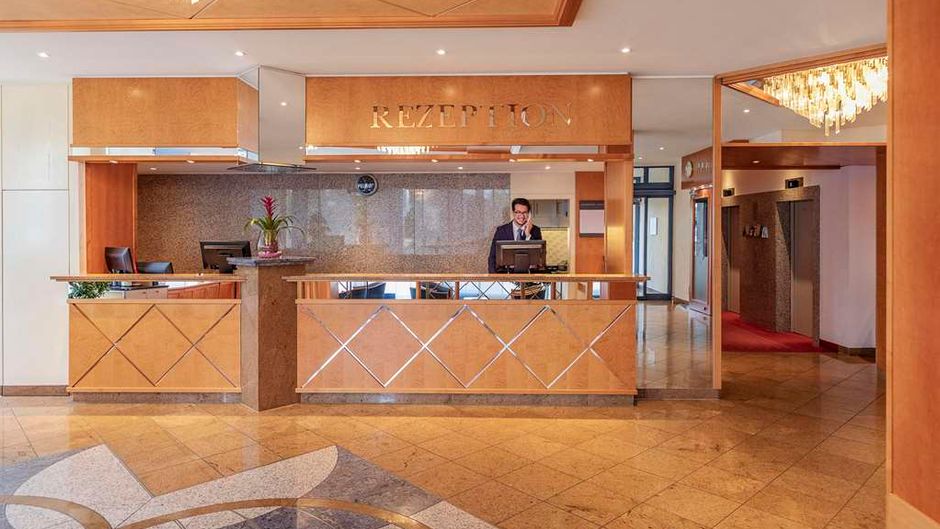 NH Ingolstadt Lobby