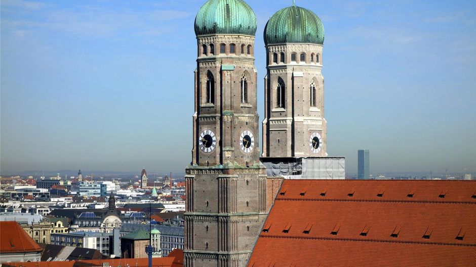 NH Munchen Messe Exterior