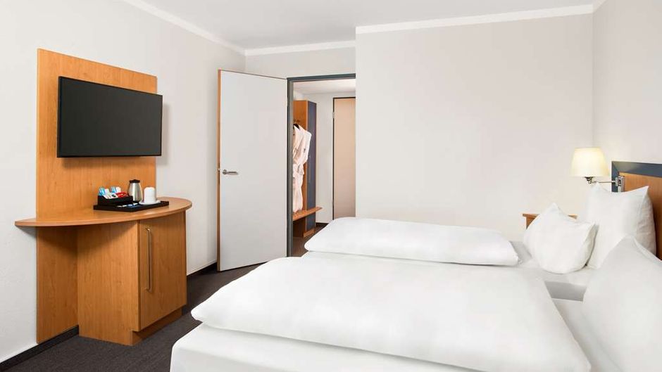 NH Frankfurt Airport West Room