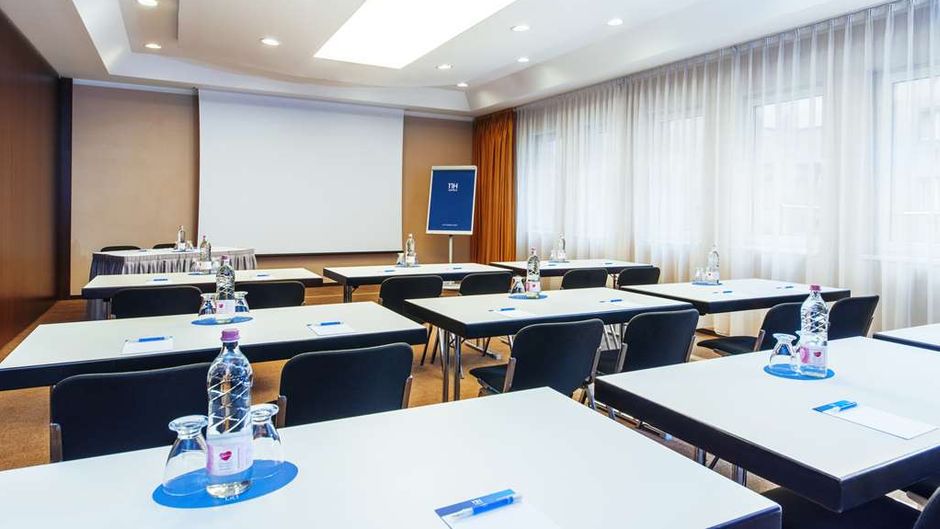 NH Budapest City Meeting