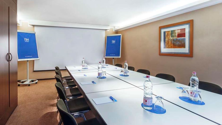 NH Budapest City Meeting