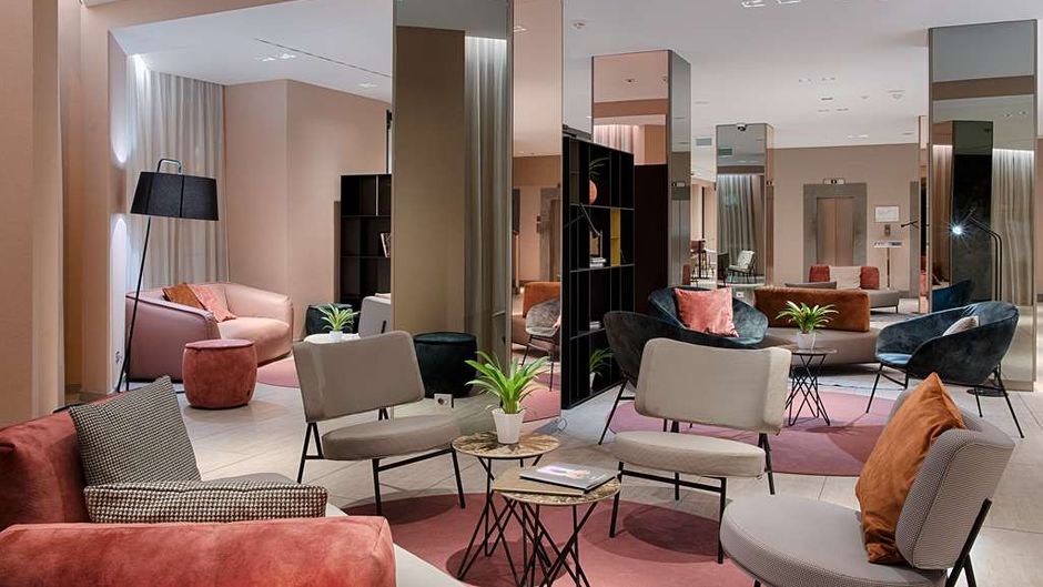 NH Bologna De La Gare Lobby