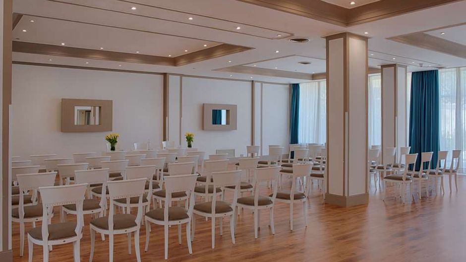 NH Caltagirone Villa San Mauro Meeting