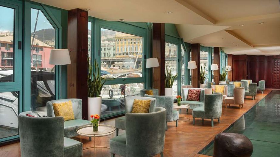 NH Collection Genova Marina Lobby