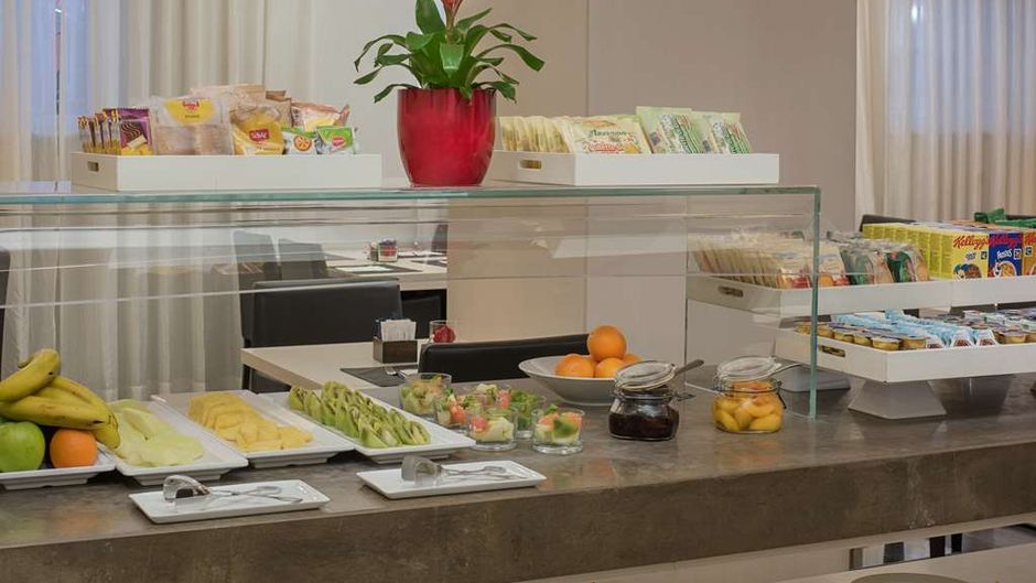 NH Genova Centro Restaurant