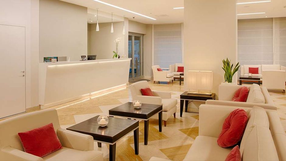 NH La Spezia Lobby