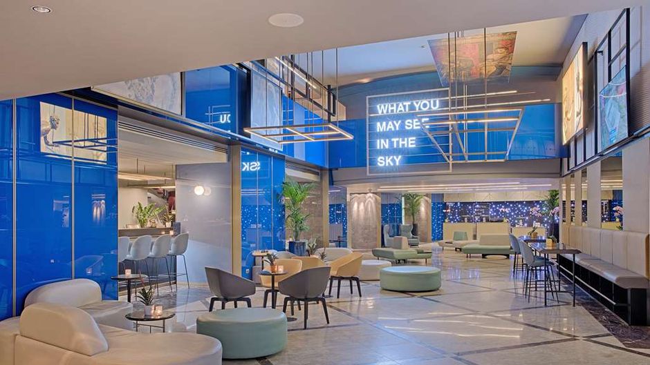 NH Napoli Panorama Lobby