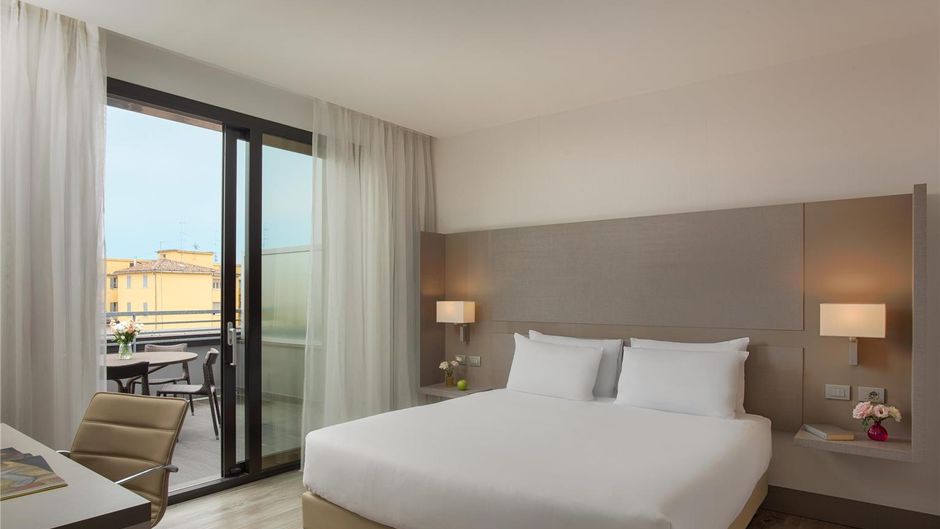 NH Parma Room