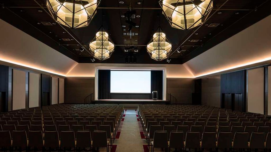 Anantara Grand Hotel Krasnapolsky Ballroom