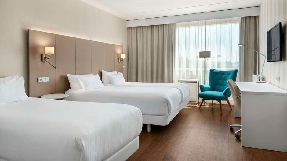 NH Amsterdam Schiphol Airport Room