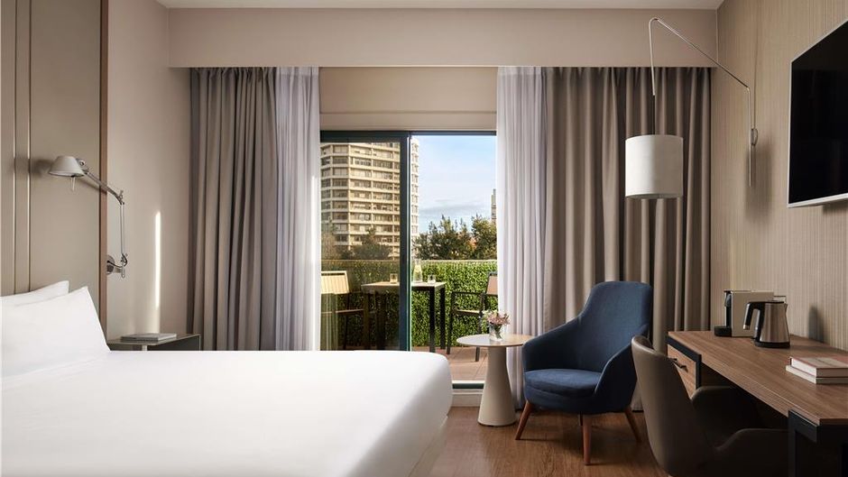 NH Lisboa Campo Grande Room