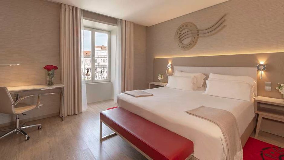 NH Collection Porto Batalha Room