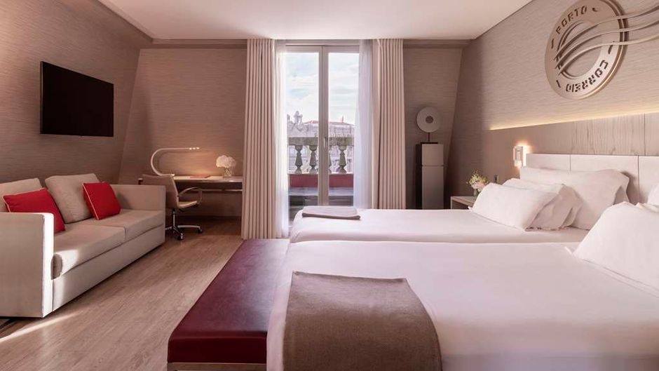 NH Collection Porto Batalha Room