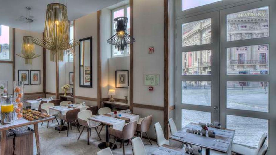 NH Collection Porto Batalha Restaurant