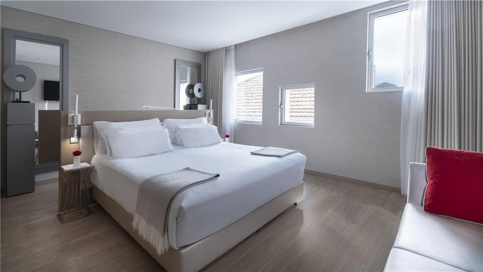 NH Collection Porto Batalha Room