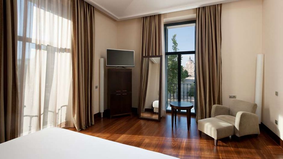 NH Collection Palacio de Aranjuez Suite