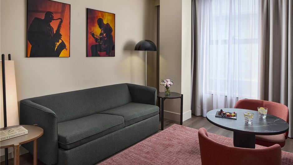 NH Barcelona Diagonal Center Suite