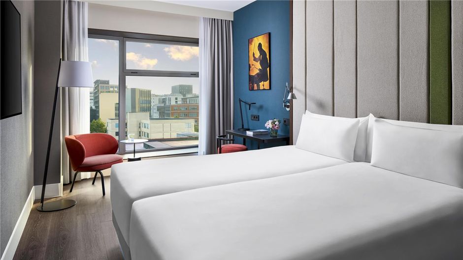NH Barcelona Diagonal Center Room