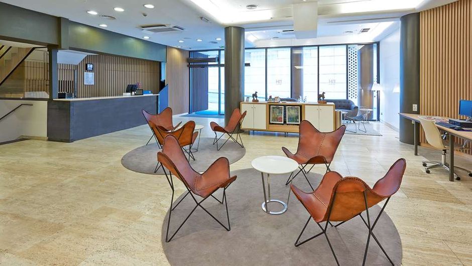 NH Bilbao Deusto Lobby