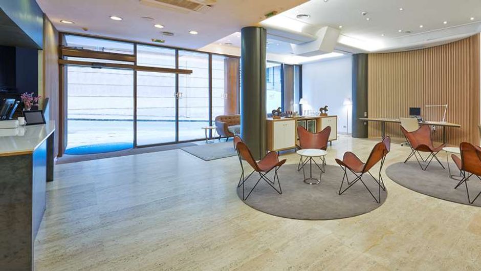 NH Bilbao Deusto Lobby