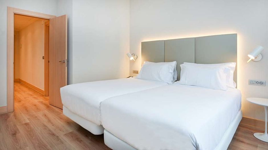 NH Bilbao Deusto Room