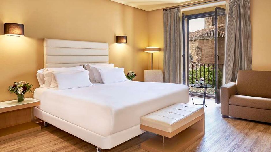 NH Collection Caceres Palacio de Oquendo Room