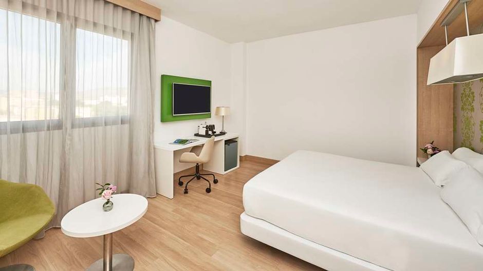NH Campo Cartagena Room