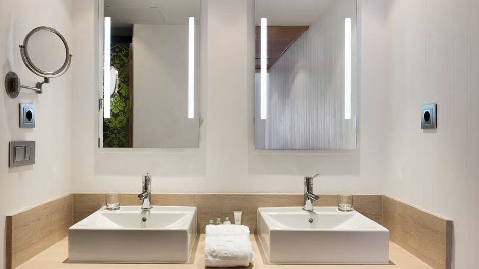 NH Ciudad Real Room