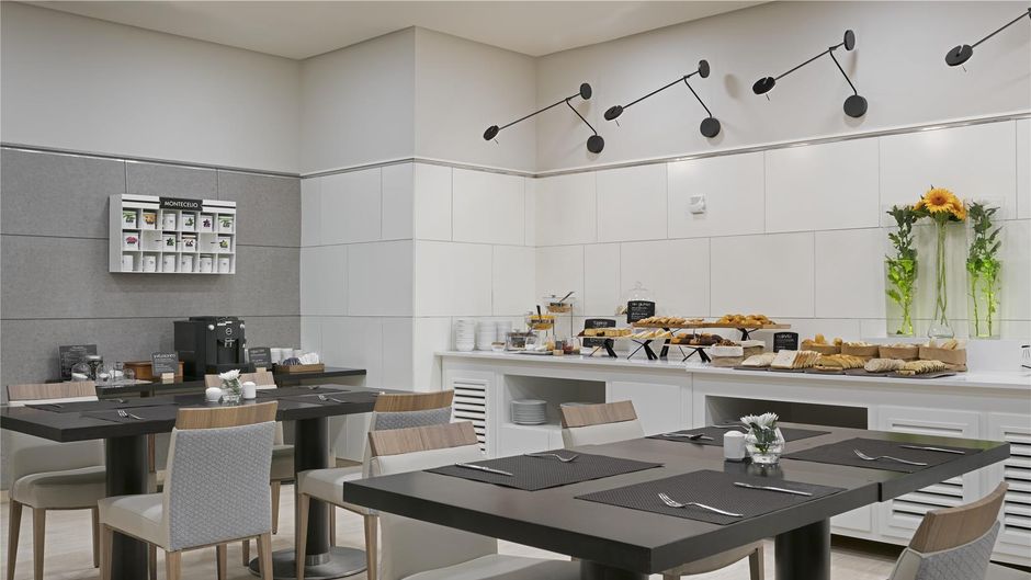 NH Ciudad Real Restaurant