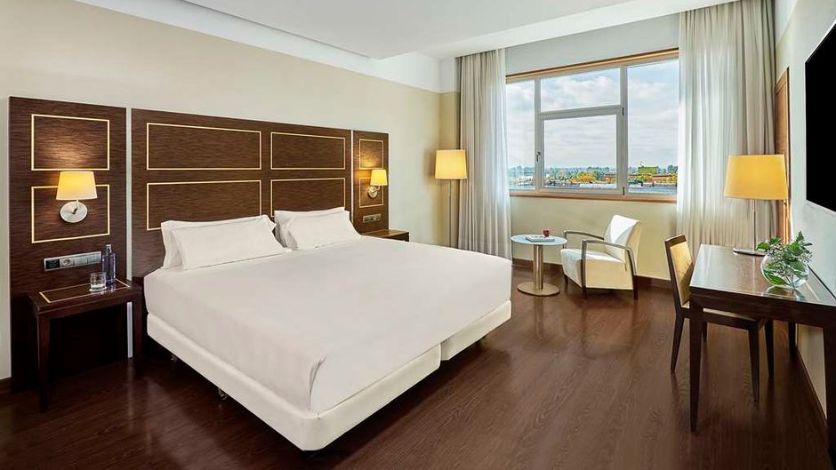NH Gran Hotel Casino Extremadura Room
