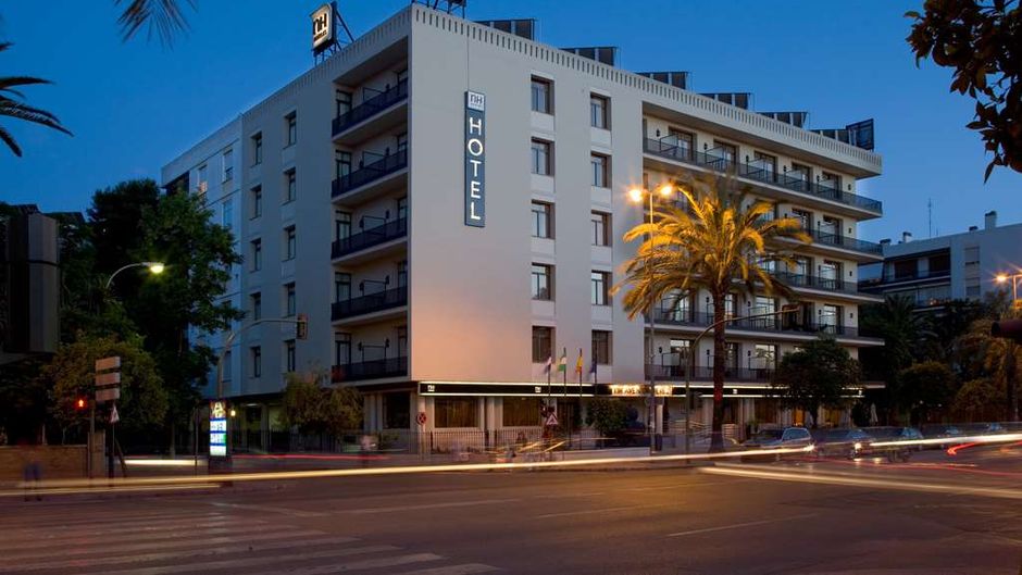 NH Avenida Jerez Exterior