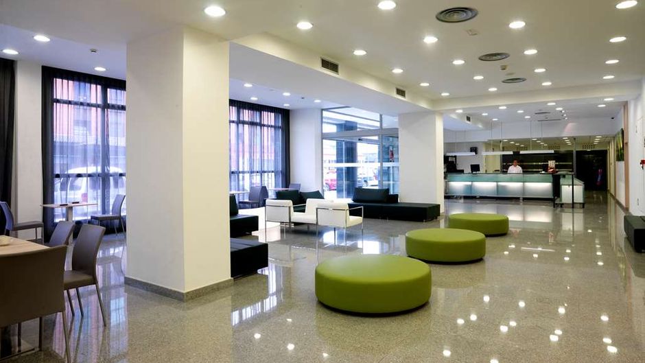 NH La Avanzada Lobby