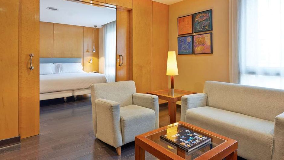NH Lleida Pirineos Suite