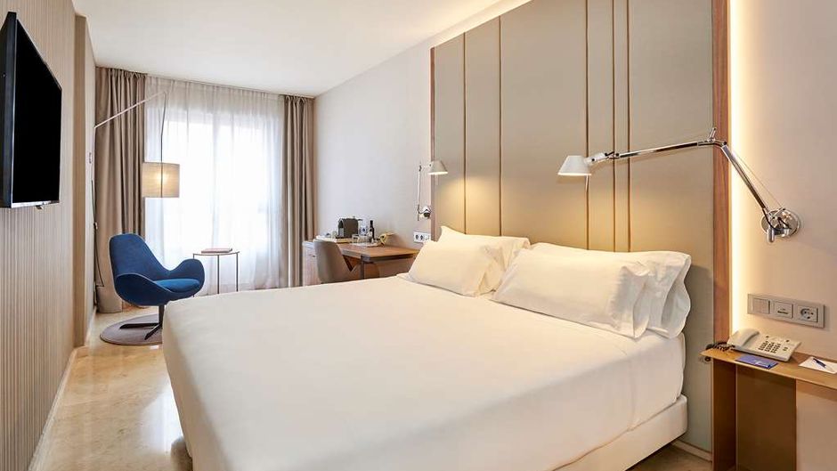 NH Hotel Herencia Rioja Room