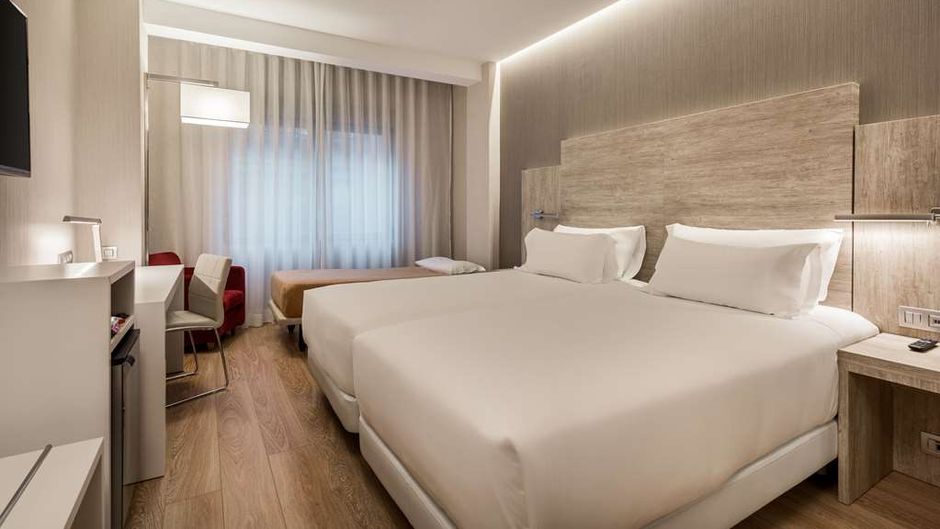 NH Madrid Chamberi Room