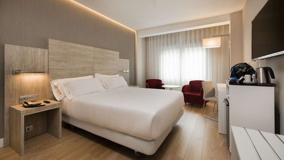 NH Madrid Chamberi Room