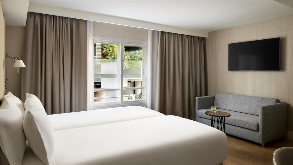 NH Madrid Paseo de la Habana Room