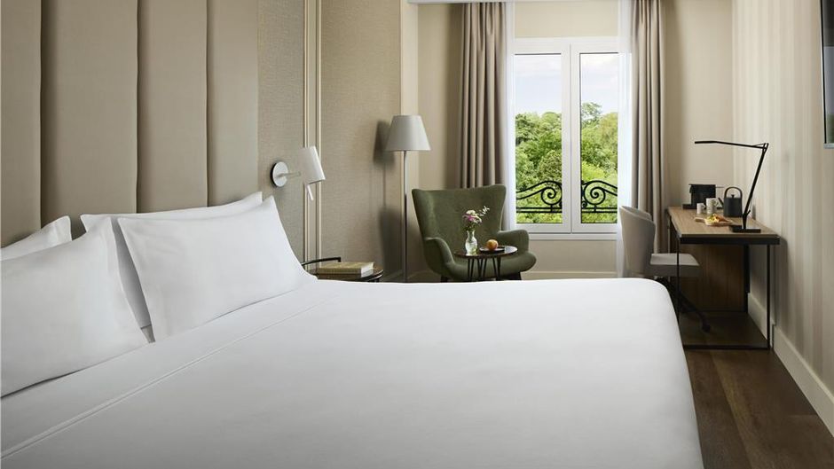NH Madrid Nacional Room