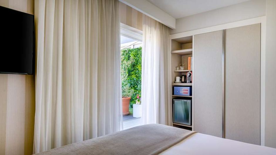 NH Collection Madrid Colon Suite