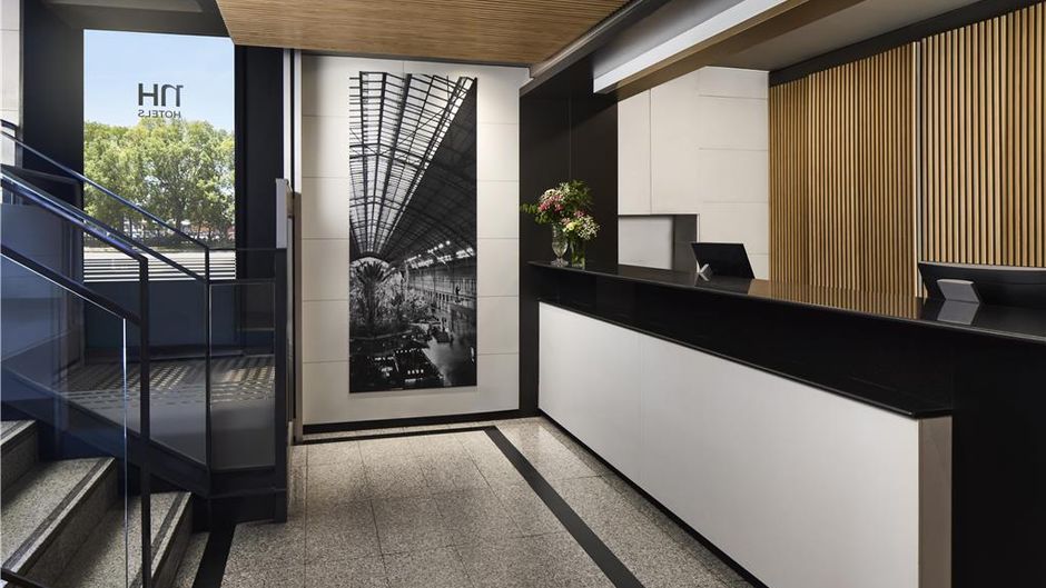 NH Madrid Atocha Lobby